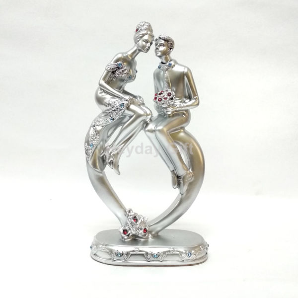 Picture of Romantic Love Couple Statue, Decorative Showpiece
